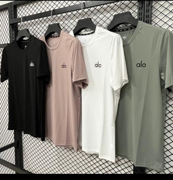 ALO Premium Funktions-T-Shirt  Sport & Freizeit Neu | Kleidung & Mode |  Herren Designer-T-Shirts | Herren-Designermode | Restposten24 290000  Restposten von ber 48000 Hndlern