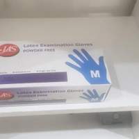 Nitrile + latex gloves - only total purchase of 8.50 € each